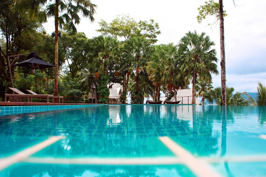 The Blue Sky Resort @ רנונג מראה חיצוני תמונה