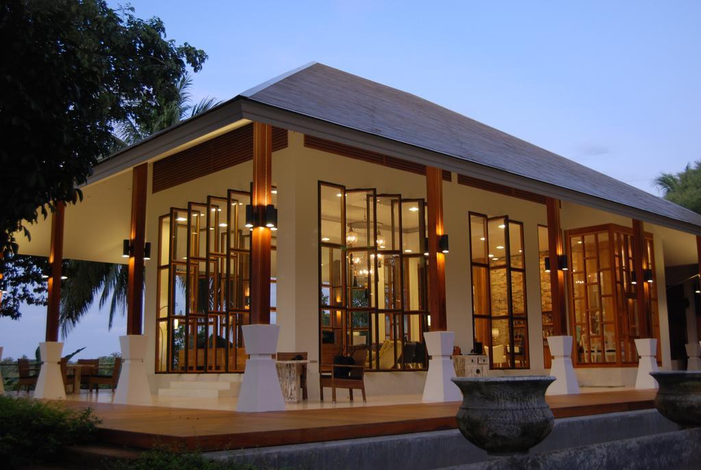 The Blue Sky Resort @ רנונג מראה חיצוני תמונה